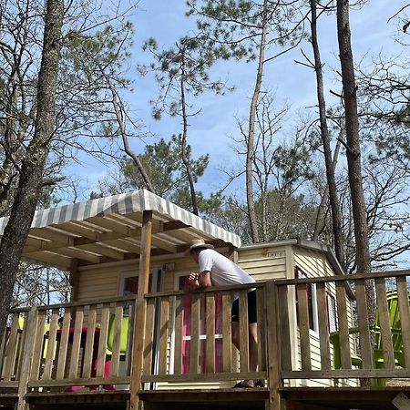 Camping - Village Vacances Familial A Prayssac Au Coeur Du Vignoble Lotois Bagian luar foto