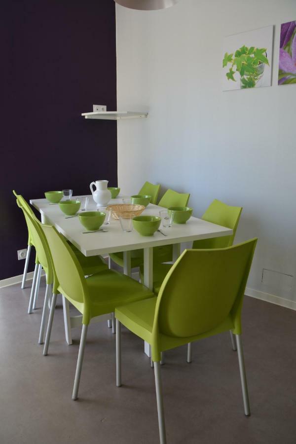 Camping - Village Vacances Familial A Prayssac Au Coeur Du Vignoble Lotois Bagian luar foto